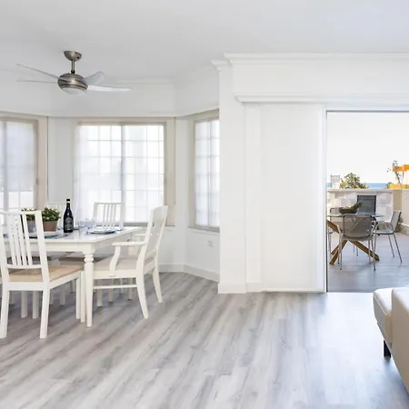 Gigantes Oasis Deluxe By Sunkeyrents Apartment