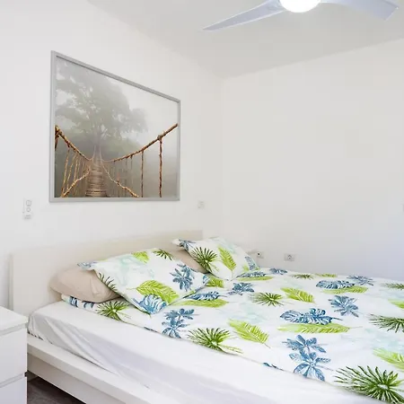 Gigantes Oasis Deluxe By Sunkeyrents Apartment Santiago Del Teide